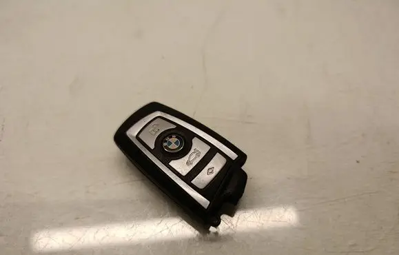 BMW 7 F01 F02 F03 F04 Ignition key/card 