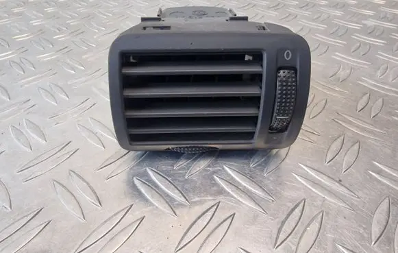 Volkswagen PASSAT B5.5 Dashboard side air vent grill/cover trim 3B0819703D