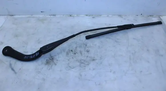 BMW 3 E90 E91 Windshield/front glass wiper blade 