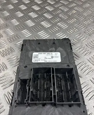 Audi Q7 4M Comfort/convenience module 8W0907063G