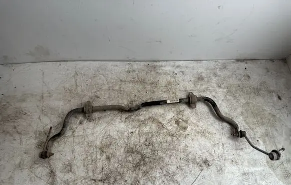 Mercedes-Benz A W176 Front anti-roll bar/sway bar A2463203411