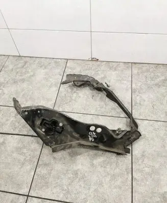Mercedes-Benz CLS C219 Headlight/headlamp mounting bracket