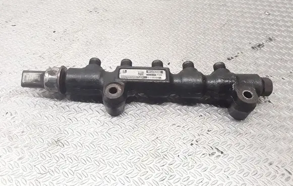 Fuel main line pipe