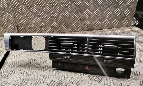 Audi A6 S6 C6 4F Dash center air vent grill 4F1820951