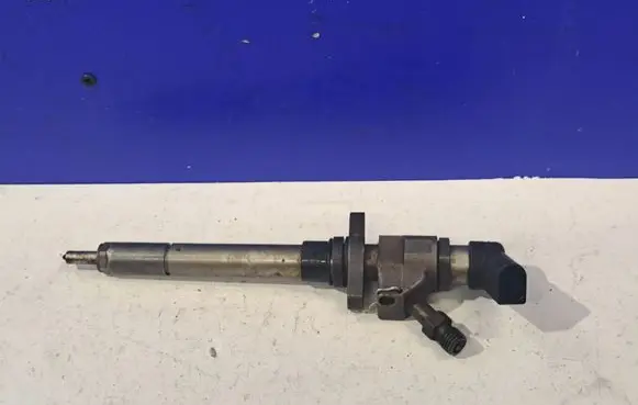 Volvo S40 Fuel injector 9647247280 36000321