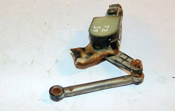 Audi A5 8T 8F Headlight/headlamp level sensor 8K0941309F 1T0907503