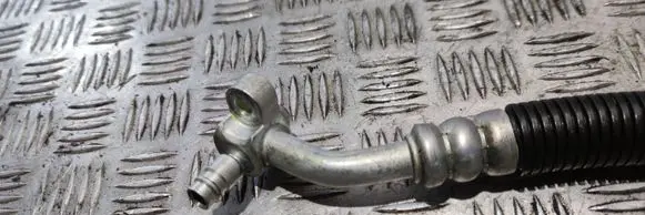 Jeep Grand Cherokee Air conditioning (A/C) pipe/hose 68230489AA