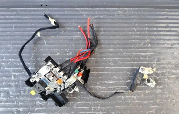 Alfa Romeo Stelvio Positive cable (battery) 00505595570 52122051