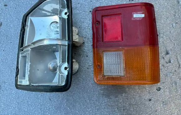 Mitsubishi Pajero Rear/tail lights MB283726