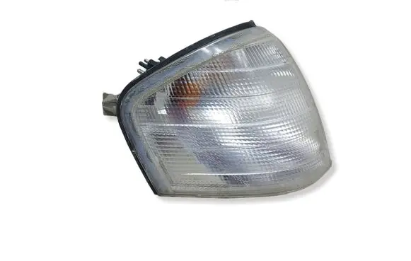 Mercedes-Benz C W202 Front indicator light 1305232110KASACJA 1305232110