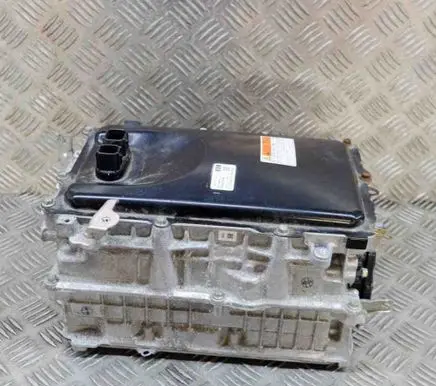 Toyota Prius (XW50) Voltage converter inverter G920047272
