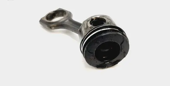 Volvo V50 Piston with connecting rod