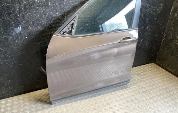 BMW X3 F25 Front door