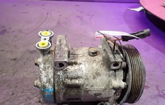 Alfa Romeo 147 Air conditioning (A/C) compressor (pump) 60653652