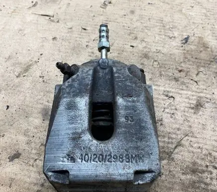 BMW 5 E39 Front brake caliper 4060298BM
