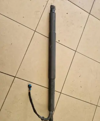 BMW 6 G32 Gran Turismo Tailgate/trunk/boot tension spring 7397905