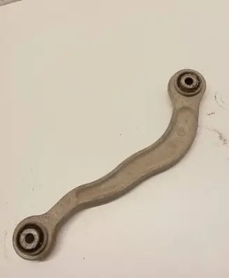 Rear upper control arm/wishbone