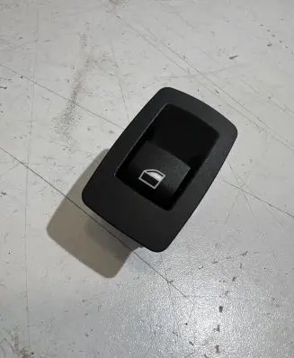 BMW 3 F30 F35 F31 Tailgate glass/window release handle 