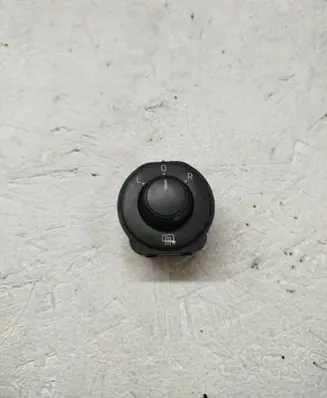 Skoda Superb B8 (3V) Wing mirror switch 3V0959565B