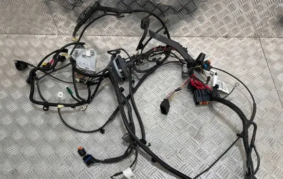 Renault Clio IV Engine installation wiring loom 403882009R