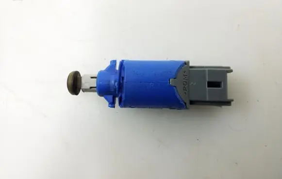 Mercedes-Benz Citan W415 Brake pedal sensor switch 8200168239