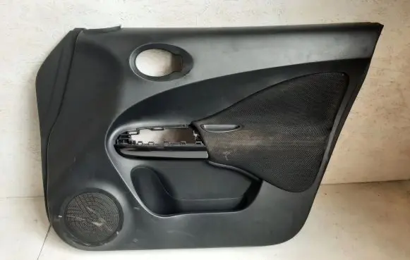 Nissan Juke I F15 Front door card panel trim 809001KB0A