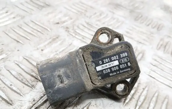 Volkswagen Polo IV 9N3 Air pressure sensor 0281002399 038906051B
