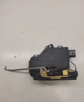 Audi A6 S6 C5 4B Front door lock 4B1837016E