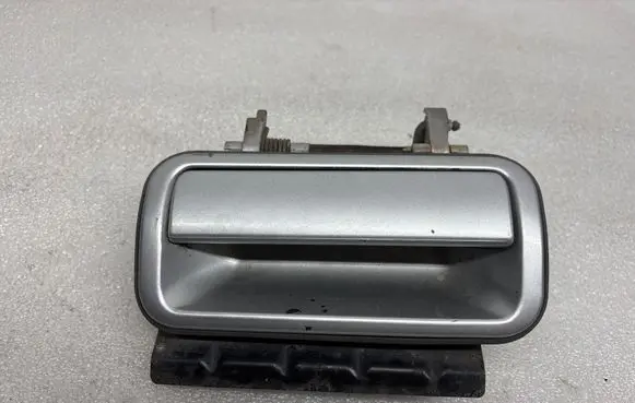 Rear door exterior handle