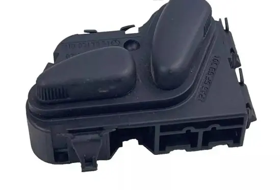Mercedes-Benz E W210 Seat control switch 2108213851