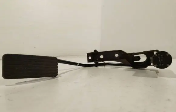 Mitsubishi Pajero Accelerator throttle pedal ASA66512 0X023