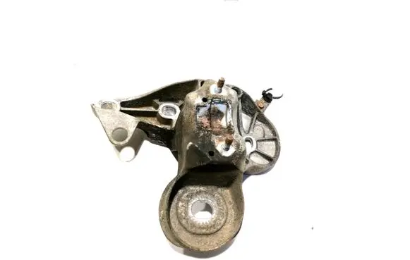 Audi A6 S6 C6 4F Engine mounting bracket 4F0199352M