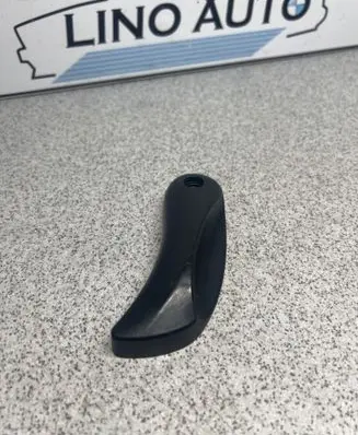 BMW 5 E60 E61 Engine bonnet (hood) release handle 7008933
