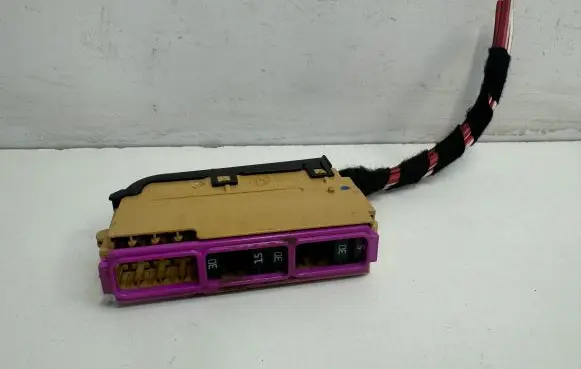 Porsche Macan (95B) Fuse module 4F1941824A