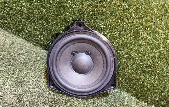 Mercedes-Benz S W222 Panel speaker A2228200602