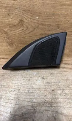 Volvo XC60 Front door high frequency speaker 30761585