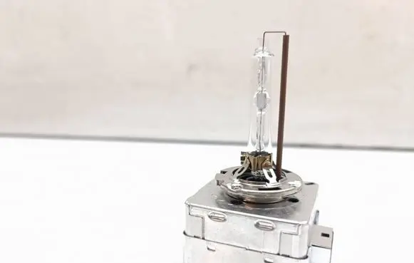BMW 6 F12 F13 Xenon bulb D1S