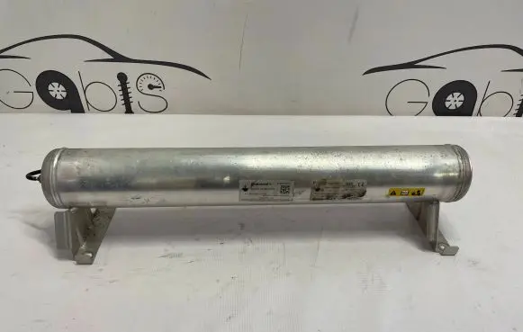 Maserati Levante Vacuum air tank 6700375210