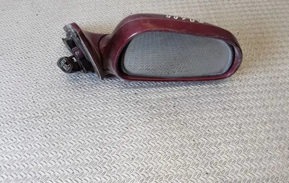 Mazda 626 Front door electric wing mirror E13010519