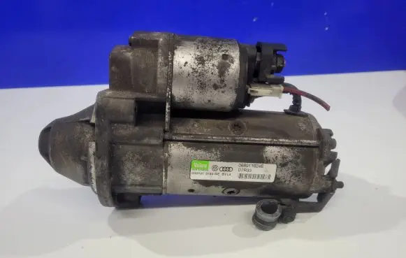 Audi A6 S6 C5 4B Starter motor 0307010164 068911024E