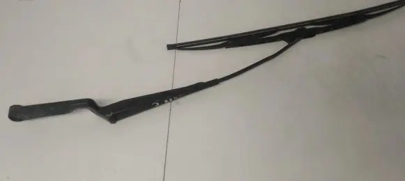 Volkswagen Polo III 6N 6N2 6NF Front wiper blade arm 6n1955409