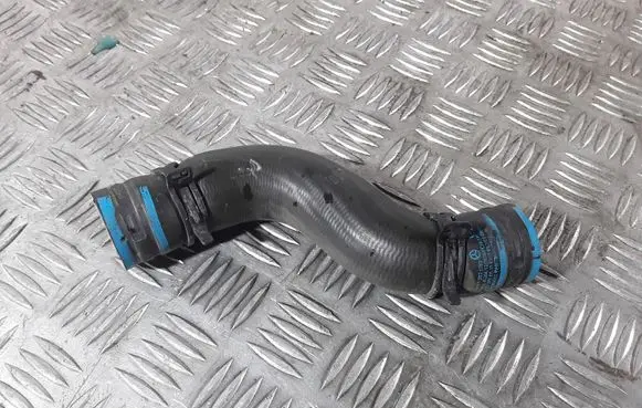 Mercedes-Benz A W176 Engine coolant pipe/hose A6512031782