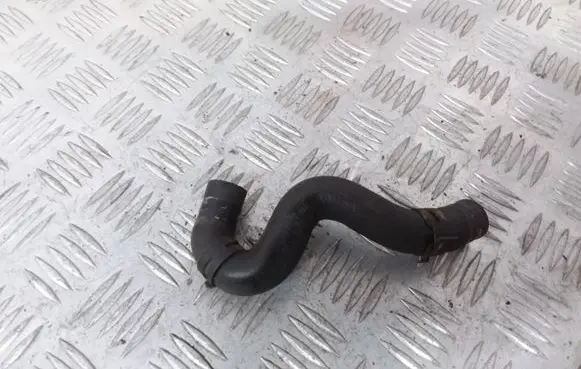 Volkswagen Golf V Engine coolant pipe/hose