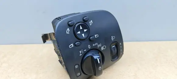 Mercedes-Benz CLK A209 C209 Light switch 