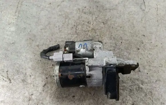 Mazda 6 Starter motor L538BM000T37271