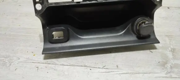 Citroen C4 Cactus Glove box central console 