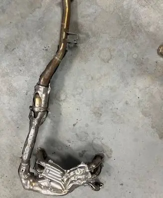 Subaru Crosstrek II Muffler/silencer 44620AE710 44620AE711