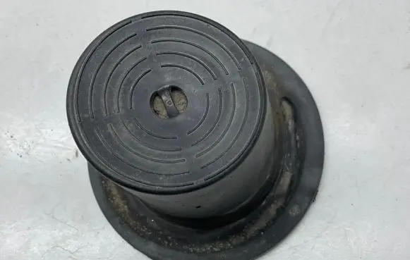 Renault Kangoo II Rear coil spring rubber mount 555238781R