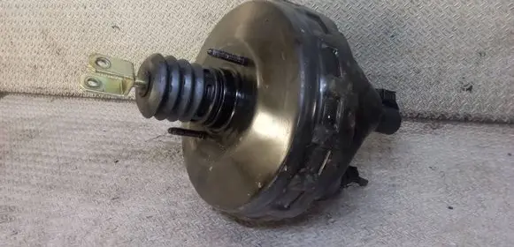 Mercedes-Benz C W203 Brake booster A0054304730