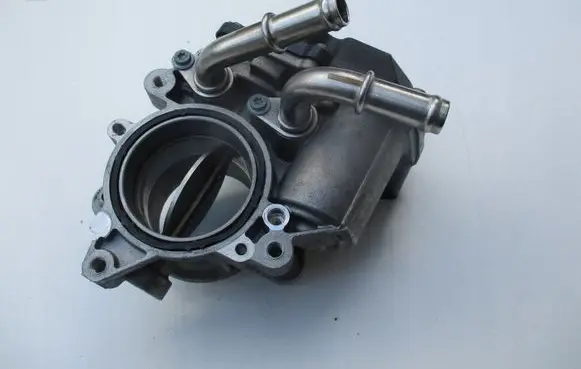 Skoda Rapid (120G, 130G, 135G) Throttle body valve 04L128063H